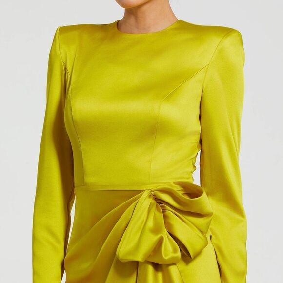 MAC DUGGAL  Chartreuse Long Sleeve Structured Bow Draped Gown 4 - Picture 3 of 13